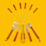 Kit Ustensiles Barbecue 18 Pieces - Flat lay outils